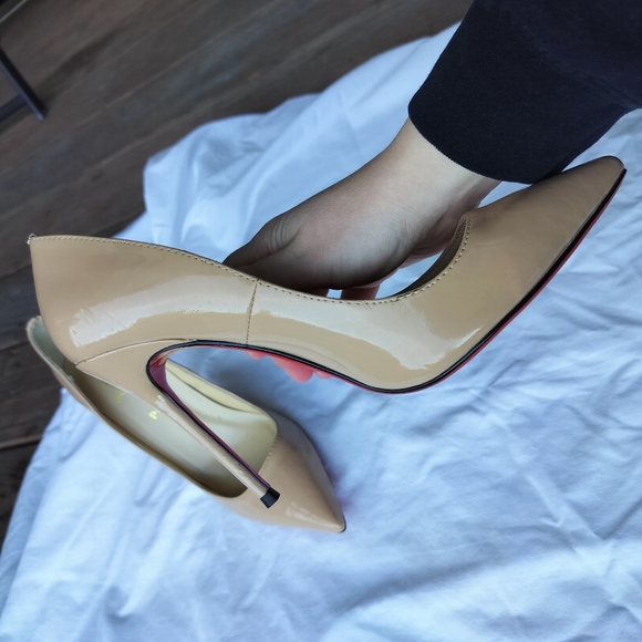 Christian Louboutin Nude Tan Patent Leather Stiletto Pump Heels Pointy Toe - Picture 7 of 14